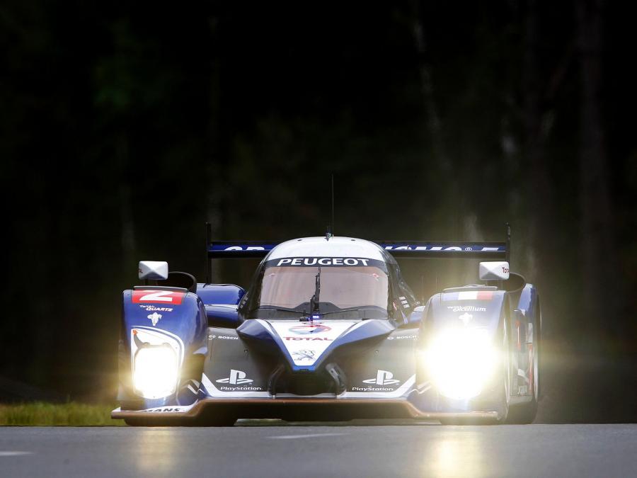  Peugeot 908 HDi FAP 2008 года  (фото 16 из 52)